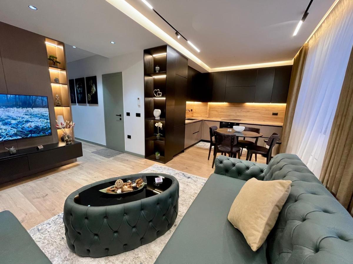 Queens Luxury Apartments Тирана Екстериор снимка